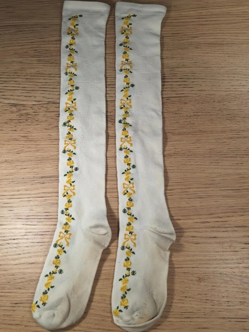 Innocent World Ivory Yellow Floral Bow OTK Socks | Classic Lolita